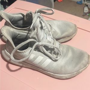 White adidas cloud foam shoes size 6 in womens.